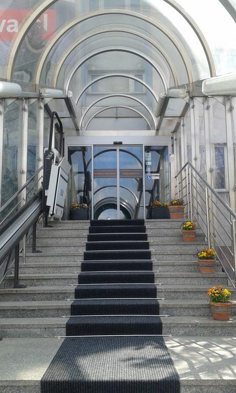 Hotel Wilanow Warszawa By Desilva Extérieur photo