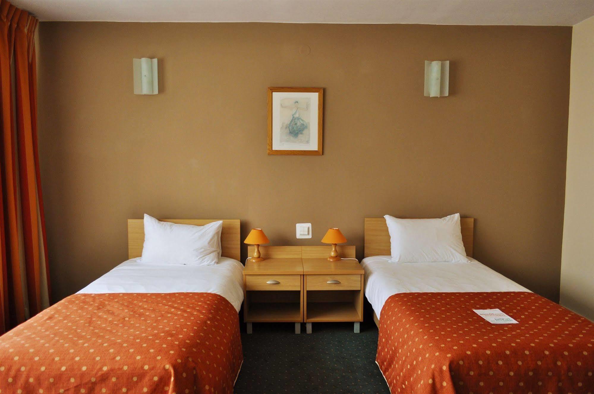 Hotel Wilanow Warszawa By Desilva Chambre photo