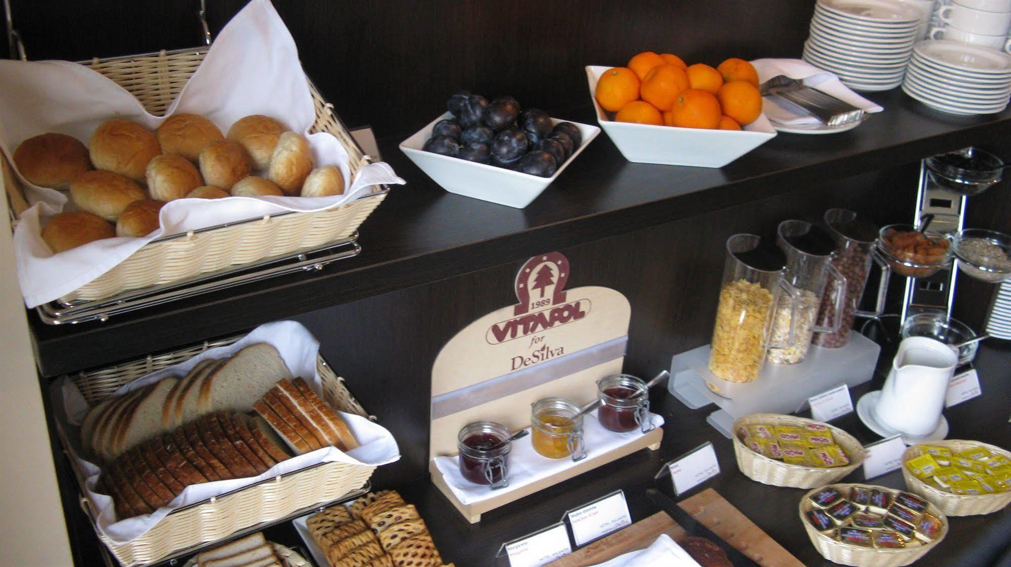 Hotel Wilanow Warszawa By Desilva Extérieur photo